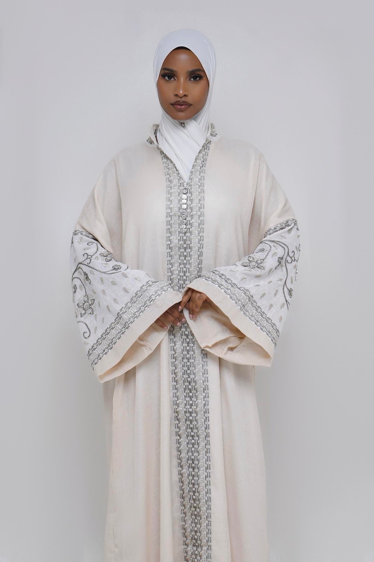 Abaya Amira