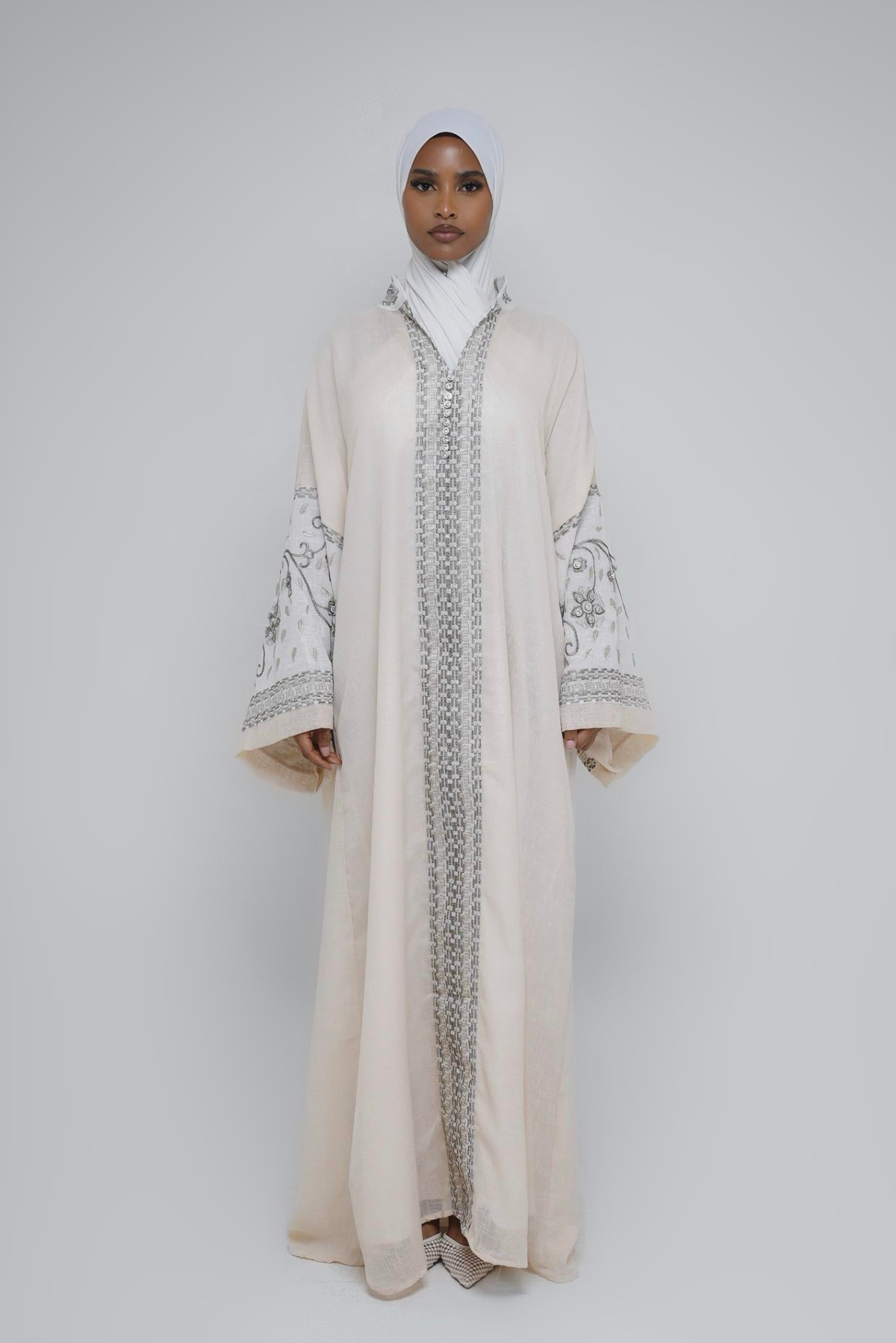 Abaya Amira